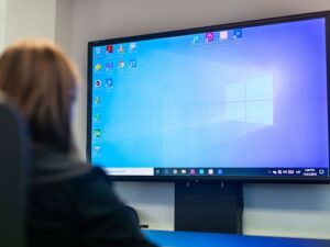 Профессиональный дисплей TruTouch TT-8519NT