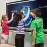 Интерактивный дисплей TRIUMPH BOARD 55″