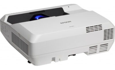 Лазерный ультракороткофокусный Проектор Epson EB-700U (V11H878540) купить