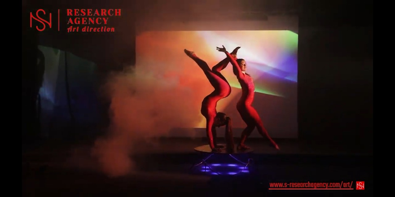 Аренда экрана напольного на стойках большого размер в Днепре, AV-Dnepr